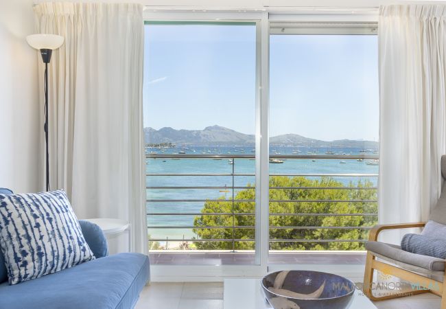  in Port de Pollença - Apartamento Tonia: Primera Línea en Pine Walk